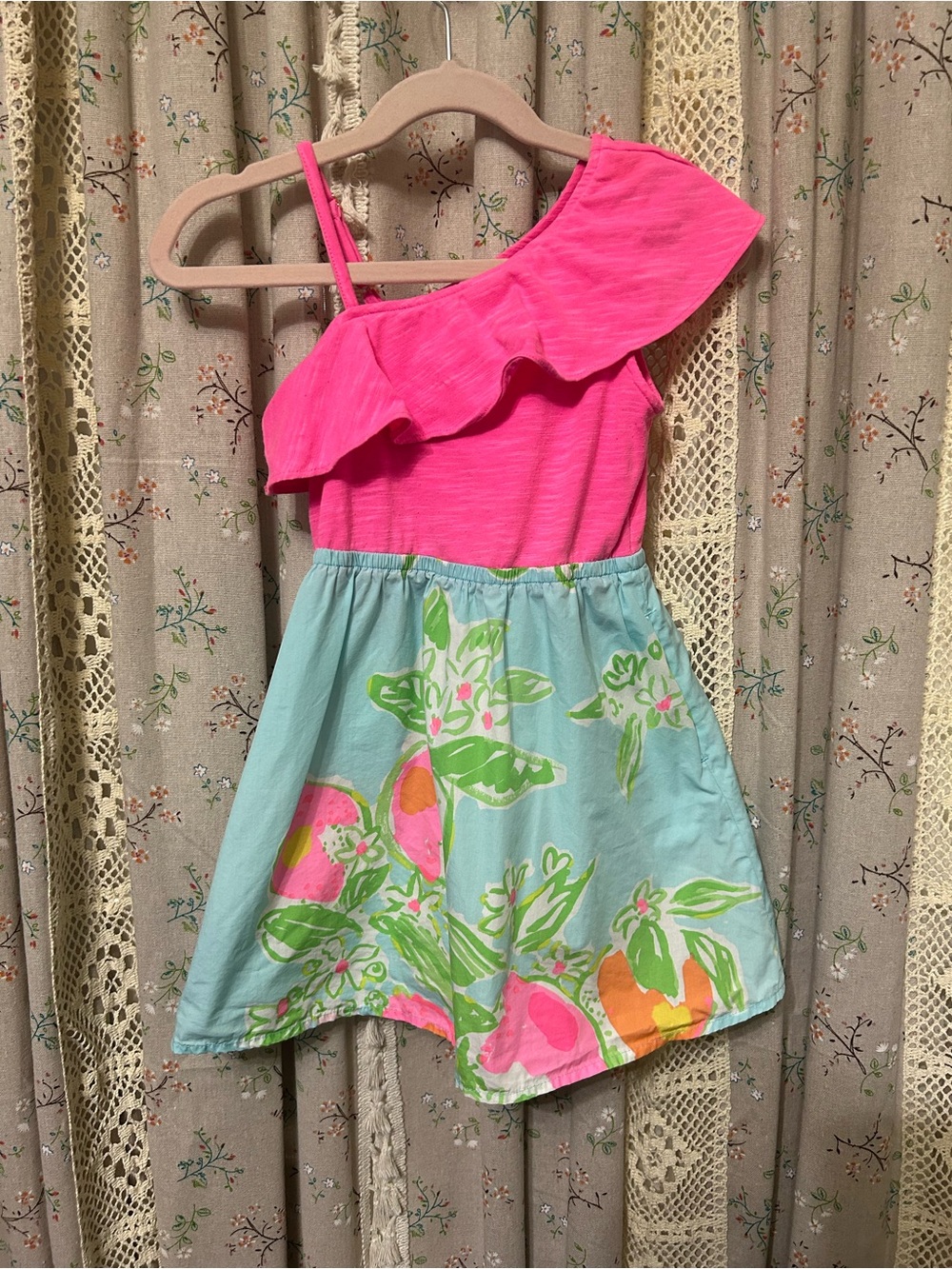 Lilly Pulitzer Girls Flamingo Dress One Shoulder Ruffle Tropical Fruit Print 4-5